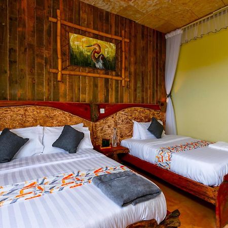 Bakijurura Kigarama Wilderness Lodge Mburo מראה חיצוני תמונה