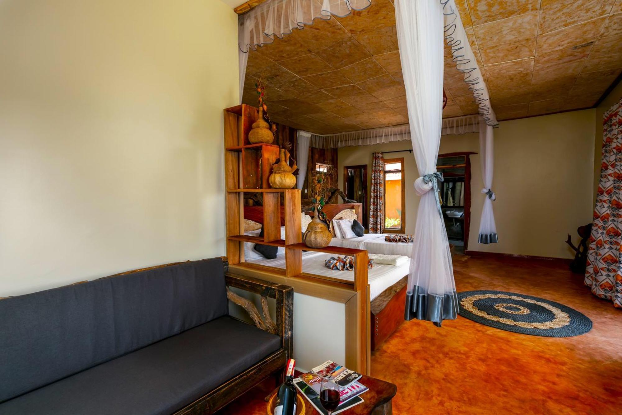 Bakijurura Kigarama Wilderness Lodge Mburo מראה חיצוני תמונה