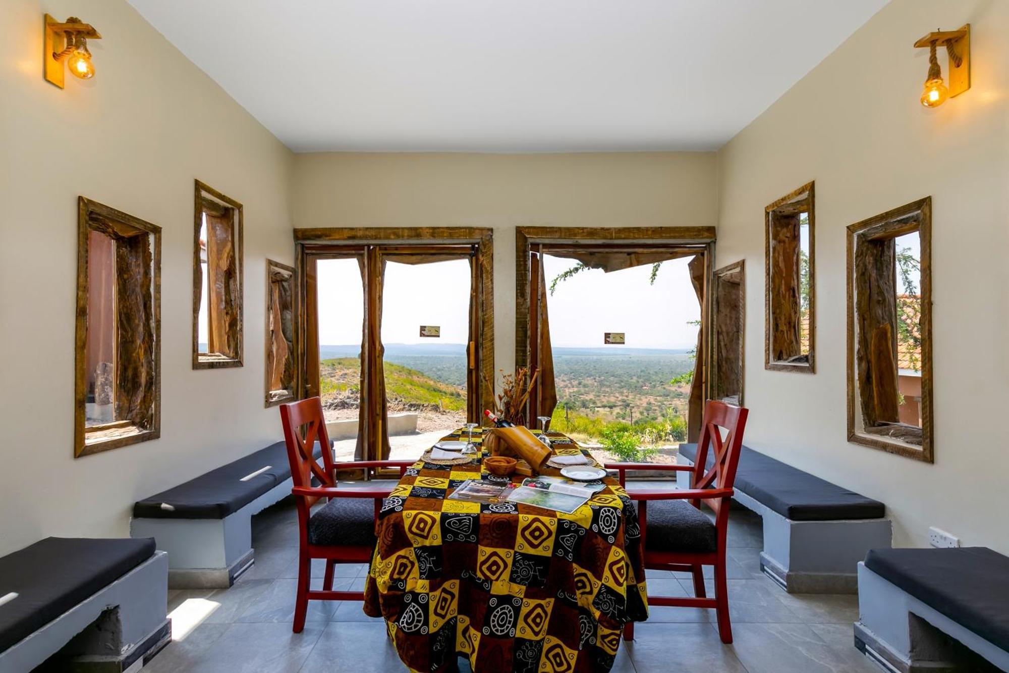 Bakijurura Kigarama Wilderness Lodge Mburo מראה חיצוני תמונה